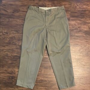 Original Khaki Co. Relaxed Fit Pants. Color Taupe, Size 38W x 30L Retail $40 NWT